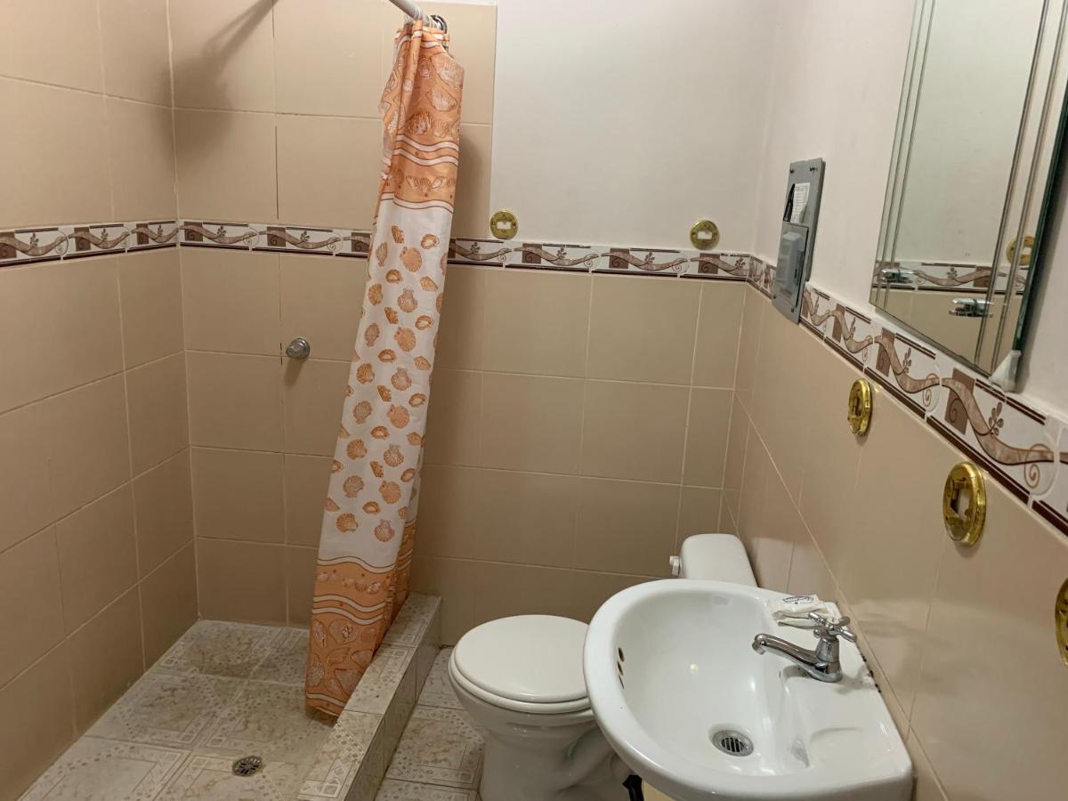 Residencial Turistico Rio Guayas Bed & Breakfast กวายากิล ภายนอก รูปภาพ
